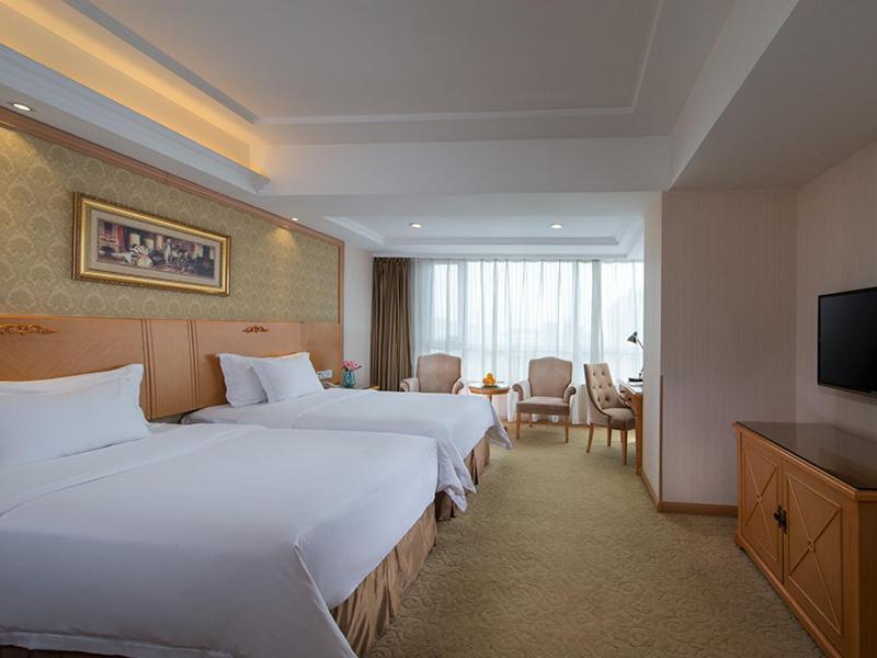 Vienna International Hotel Shenyang Railway Station Экстерьер фото