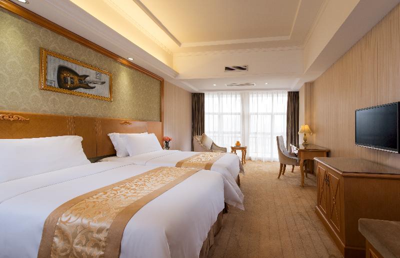 Vienna International Hotel Shenyang Railway Station Экстерьер фото