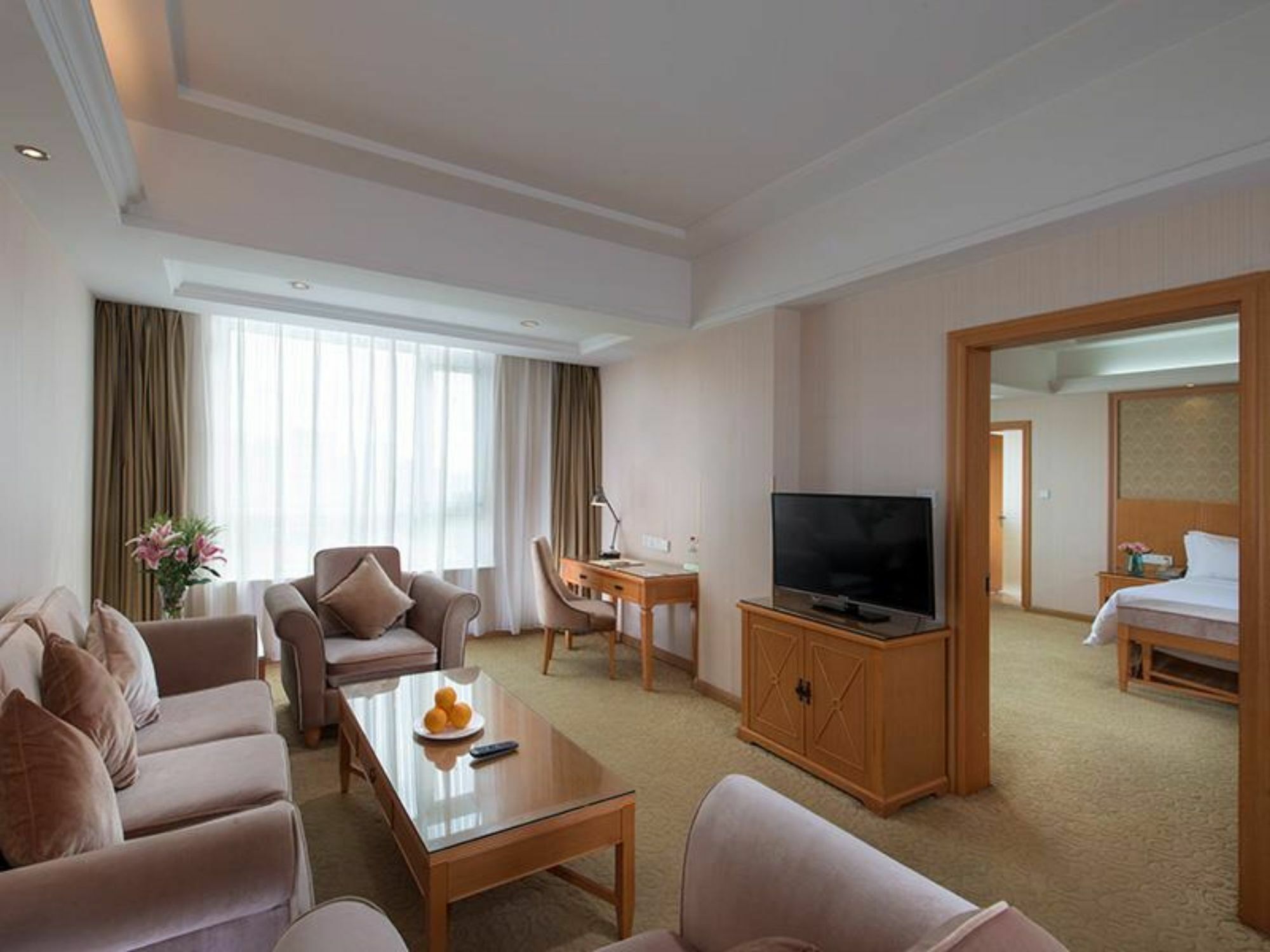 Vienna International Hotel Shenyang Railway Station Экстерьер фото