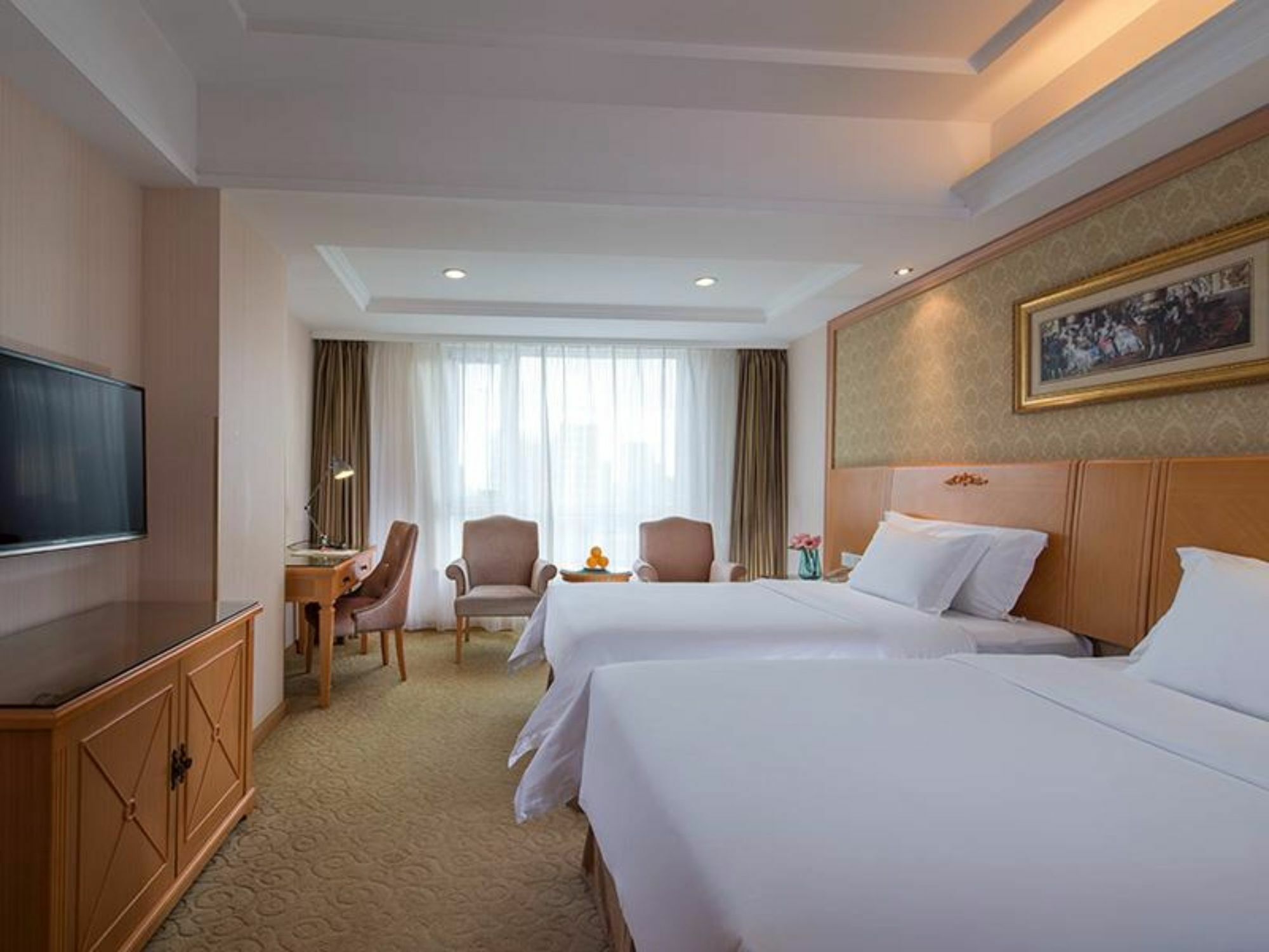 Vienna International Hotel Shenyang Railway Station Экстерьер фото